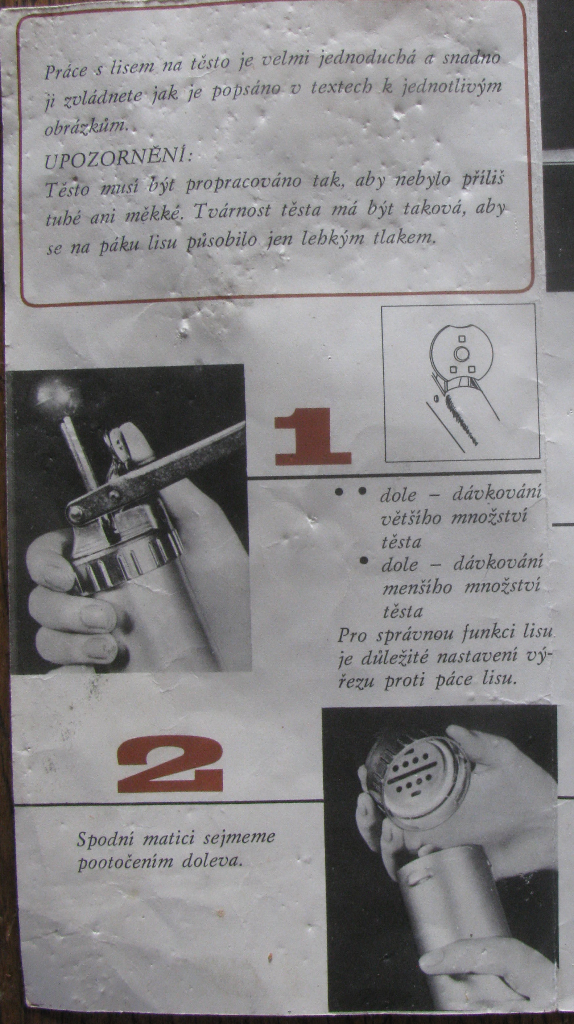 Strojek na sušenky Universal